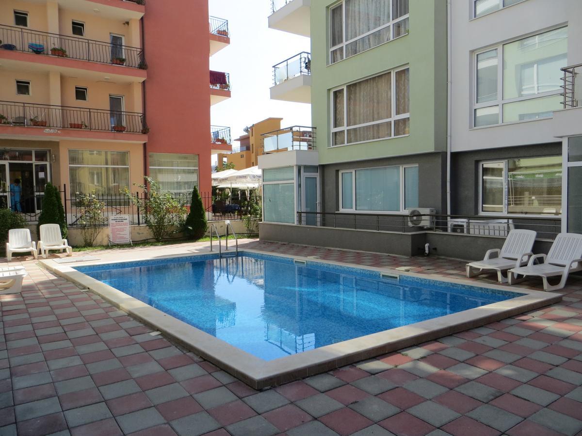 Apartments In Azalia 2 Complex Neszebar Kültér fotó